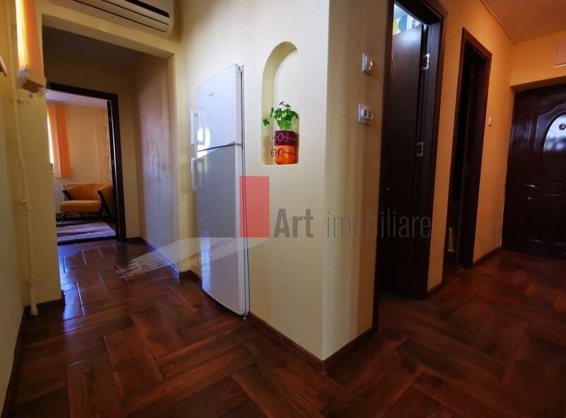 Drumul Taberei, Romancierilor, 2 camere